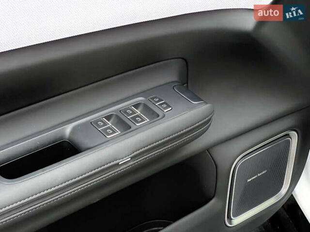 Белый Polestar 4, объемом двигателя 0 л и пробегом 1 тыс. км за 32600 $, фото 17 на Automoto.ua