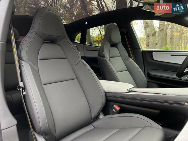 Белый Polestar 4, объемом двигателя 0 л и пробегом 1 тыс. км за 33500 $, фото 35 на Automoto.ua