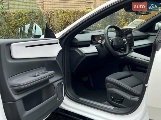 Белый Polestar 4, объемом двигателя 0 л и пробегом 1 тыс. км за 33500 $, фото 10 на Automoto.ua