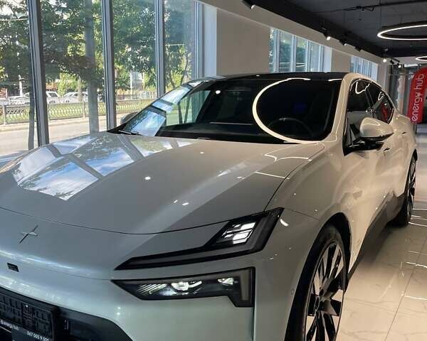 Білий Polestar 4, об'ємом двигуна 0 л та пробігом 4 тис. км за 37500 $, фото 1 на Automoto.ua
