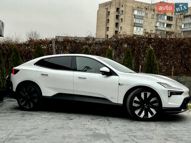 Белый Polestar 4, объемом двигателя 0 л и пробегом 1 тыс. км за 32600 $, фото 9 на Automoto.ua