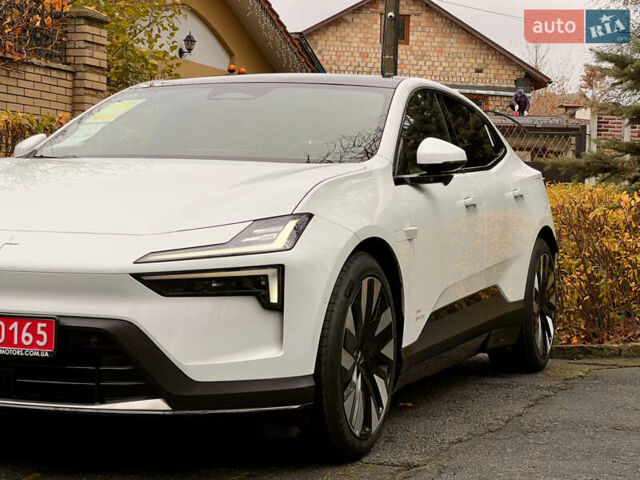 Белый Polestar 4, объемом двигателя 0 л и пробегом 1 тыс. км за 33500 $, фото 4 на Automoto.ua