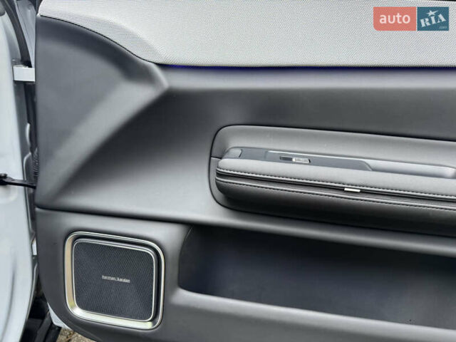 Белый Polestar 4, объемом двигателя 0 л и пробегом 18 тыс. км за 34500 $, фото 18 на Automoto.ua