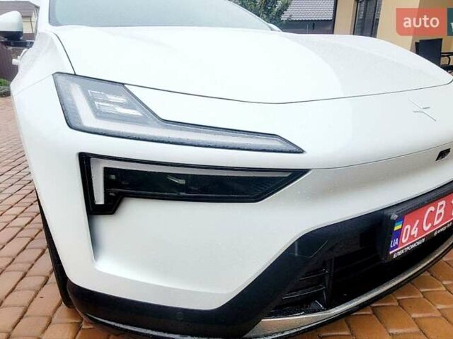 Белый Polestar 4, объемом двигателя 0 л и пробегом 17 тыс. км за 36000 $, фото 6 на Automoto.ua