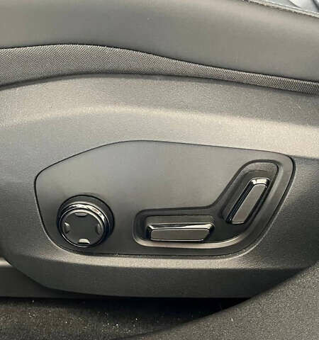 Белый Polestar 4, объемом двигателя 0 л и пробегом 5 тыс. км за 38999 $, фото 29 на Automoto.ua