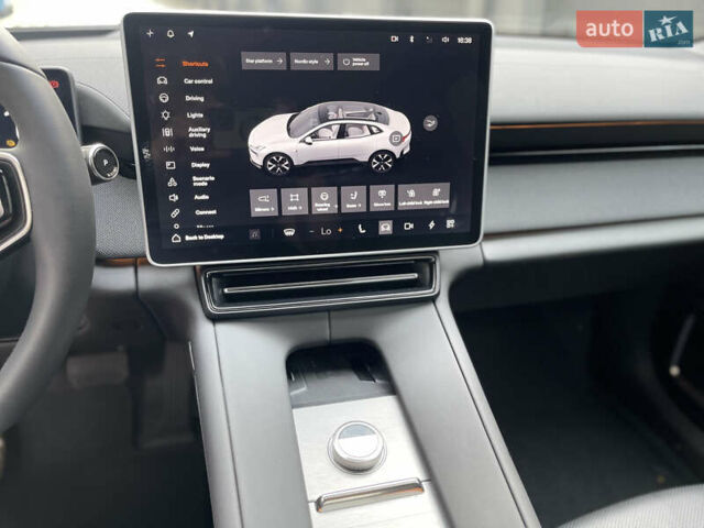 Белый Polestar 4, объемом двигателя 0 л и пробегом 16 тыс. км за 33500 $, фото 20 на Automoto.ua