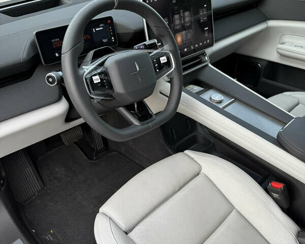 Білий Polestar 4, об'ємом двигуна 0 л та пробігом 1 тис. км за 33499 $, фото 7 на Automoto.ua