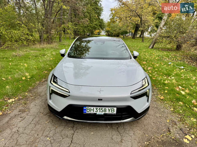 Белый Polestar 4, объемом двигателя 0 л и пробегом 18 тыс. км за 34500 $, фото 2 на Automoto.ua
