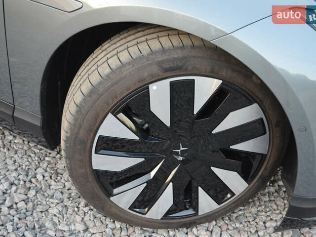 Серый Polestar 4, объемом двигателя 0 л и пробегом 1 тыс. км за 34500 $, фото 11 на Automoto.ua