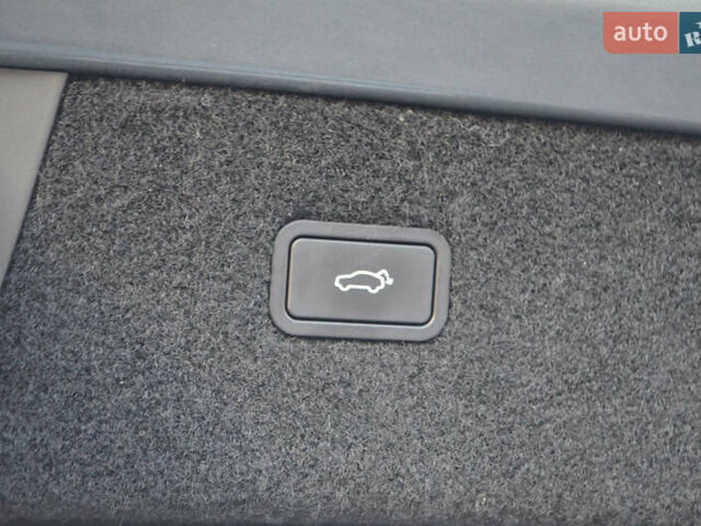 Серый Polestar 4, объемом двигателя 0 л и пробегом 1 тыс. км за 34500 $, фото 10 на Automoto.ua