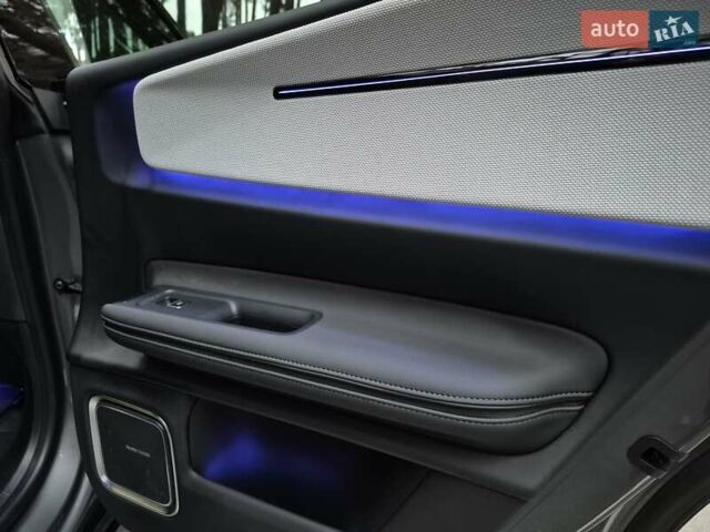 Серый Polestar 4, объемом двигателя 0 л и пробегом 20 тыс. км за 33900 $, фото 19 на Automoto.ua