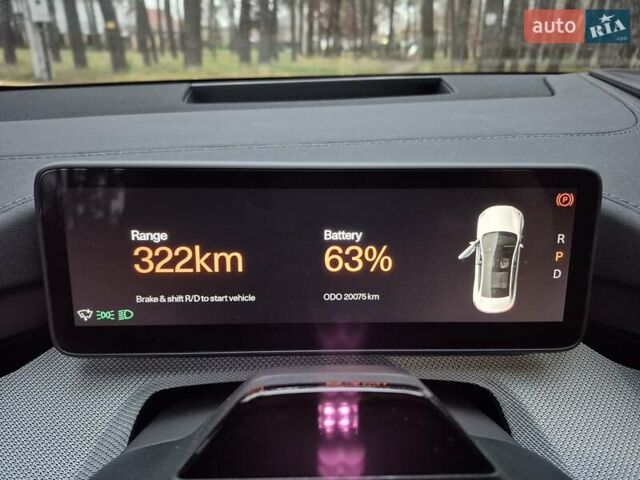 Серый Polestar 4, объемом двигателя 0 л и пробегом 20 тыс. км за 33900 $, фото 2 на Automoto.ua