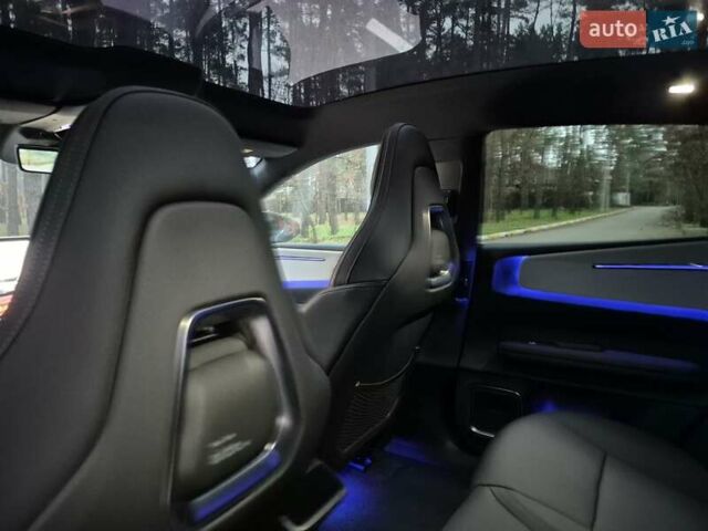 Серый Polestar 4, объемом двигателя 0 л и пробегом 20 тыс. км за 33900 $, фото 24 на Automoto.ua