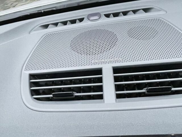 Белый Polestar Другая, объемом двигателя 0 л и пробегом 55 тыс. км за 23800 $, фото 17 на Automoto.ua