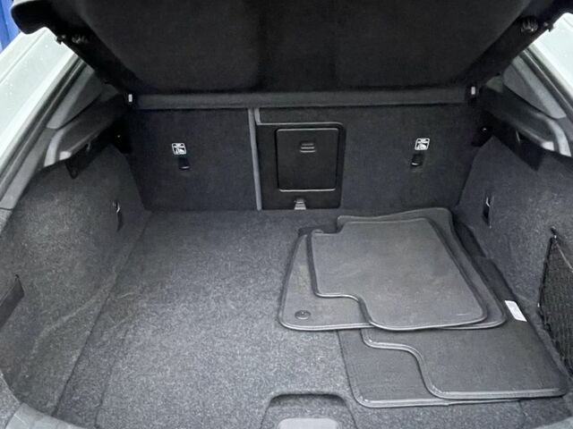 Белый Polestar Другая, объемом двигателя 0 л и пробегом 55 тыс. км за 23800 $, фото 14 на Automoto.ua