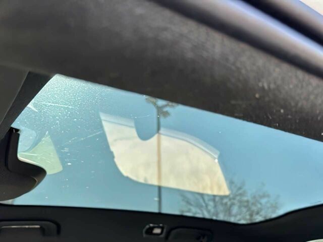 Білий Polestar Інша, об'ємом двигуна 0 л та пробігом 35 тис. км за 16000 $, фото 8 на Automoto.ua