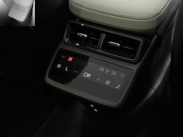 Белый Polestar Другая, объемом двигателя 0 л и пробегом 19 тыс. км за 31000 $, фото 17 на Automoto.ua