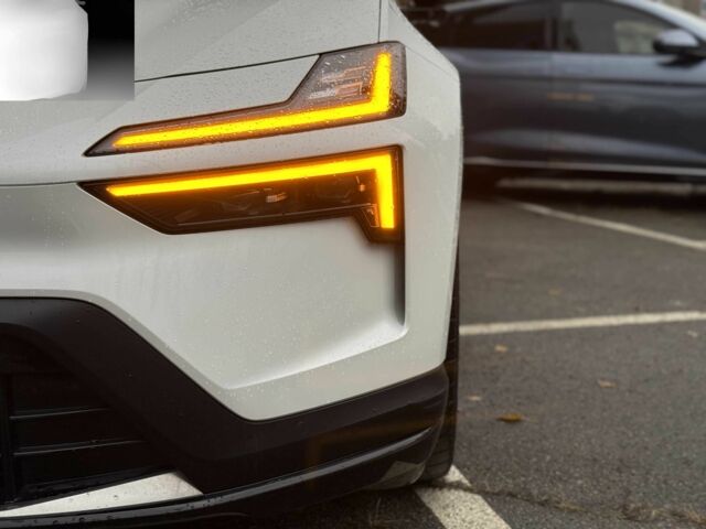 Белый Polestar Другая, объемом двигателя 0 л и пробегом 19 тыс. км за 31000 $, фото 5 на Automoto.ua