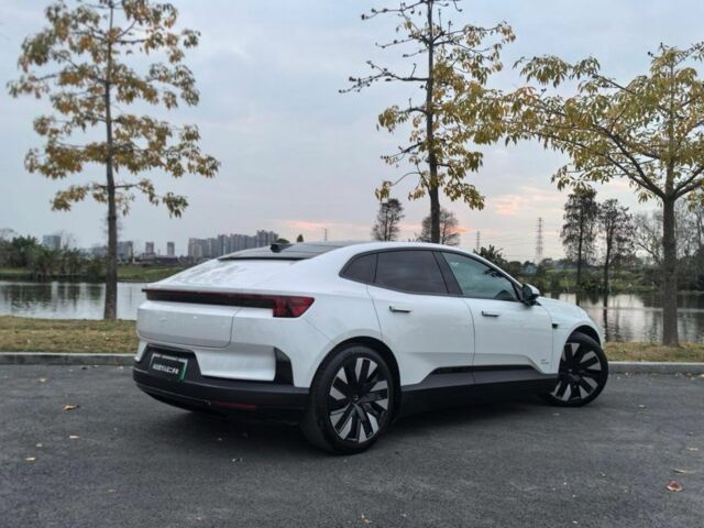 Білий Polestar Інша, об'ємом двигуна 0 л та пробігом 19 тис. км за 30000 $, фото 4 на Automoto.ua