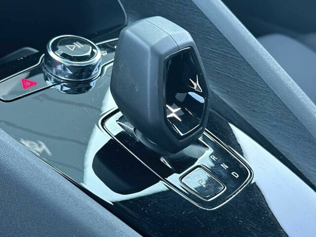 Черный Polestar Другая, объемом двигателя 0 л и пробегом 12 тыс. км за 12000 $, фото 9 на Automoto.ua