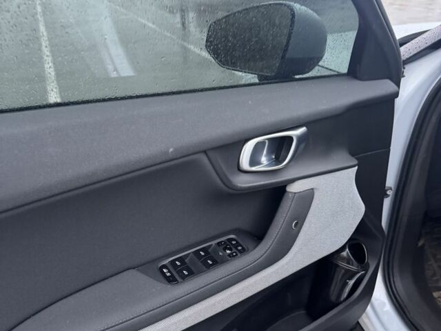 Сірий Polestar Інша, об'ємом двигуна 0 л та пробігом 97 тис. км за 22000 $, фото 12 на Automoto.ua