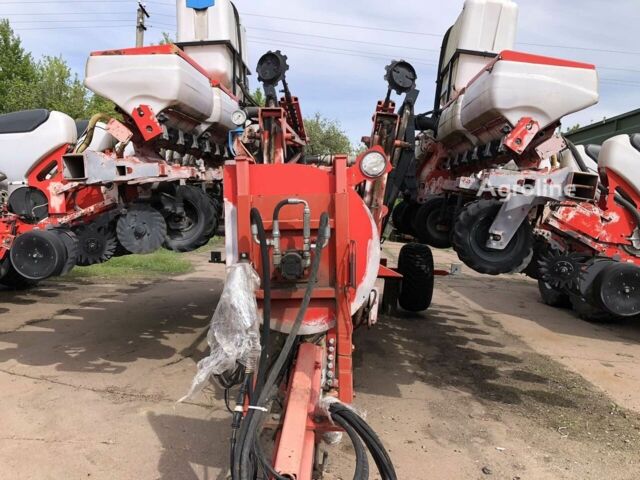 Красный Quivogne Другая, объемом двигателя 0 л и пробегом 0 тыс. км за 29070 $, фото 10 на Automoto.ua