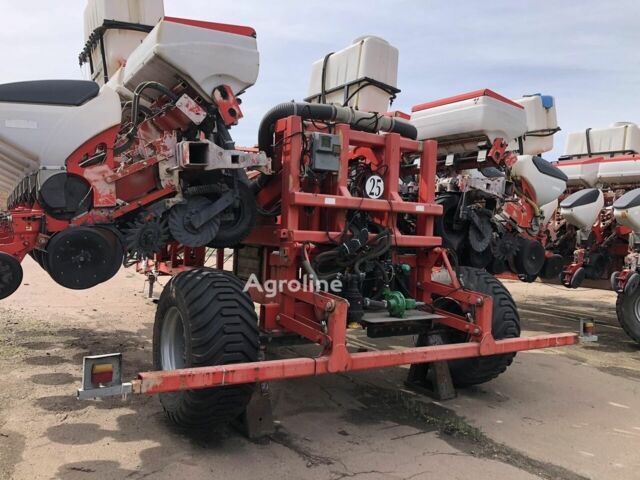 Красный Quivogne Другая, объемом двигателя 0 л и пробегом 0 тыс. км за 29070 $, фото 13 на Automoto.ua