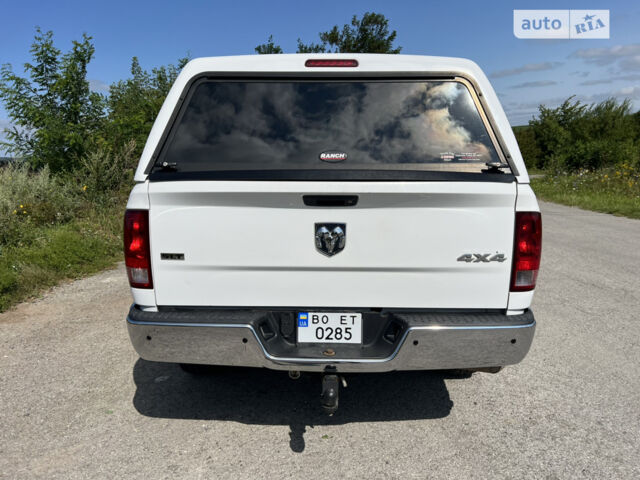 Білий Ram 1500, об'ємом двигуна 5.65 л та пробігом 158 тис. км за 19900 $, фото 4 на Automoto.ua