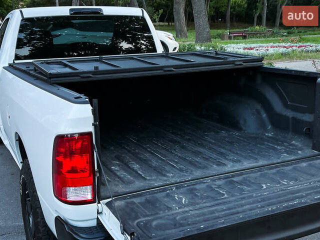 Белый Ram 1500, объемом двигателя 3.6 л и пробегом 143 тыс. км за 20000 $, фото 15 на Automoto.ua