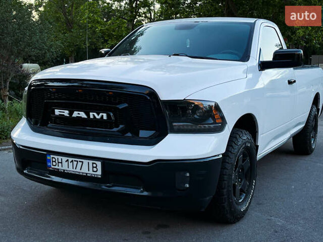 Белый Ram 1500, объемом двигателя 3.6 л и пробегом 143 тыс. км за 20000 $, фото 12 на Automoto.ua