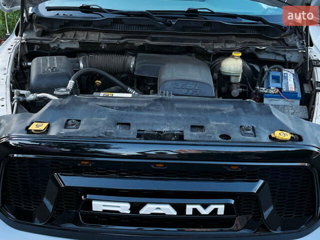 Белый Ram 1500, объемом двигателя 3.6 л и пробегом 143 тыс. км за 20000 $, фото 9 на Automoto.ua