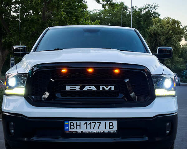 Белый Ram 1500, объемом двигателя 3.6 л и пробегом 143 тыс. км за 20000 $, фото 11 на Automoto.ua