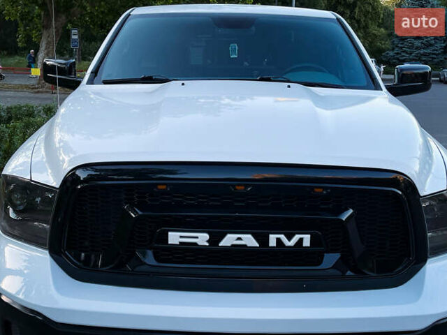 Белый Ram 1500, объемом двигателя 3.6 л и пробегом 143 тыс. км за 20000 $, фото 2 на Automoto.ua