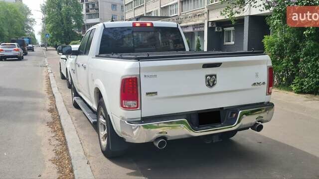 Ram 1500 2017 у Києві на Automoto.ua Білий Ram 1500, об'ємом двигуна 5.65 л та пробігом 220 тис. км за 25900 $, фото 7 на Automoto.ua