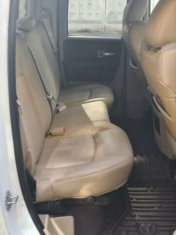 Ram 1500 2017 у Києві на Automoto.ua Білий Ram 1500, об'ємом двигуна 5.65 л та пробігом 220 тис. км за 25900 $, фото 14 на Automoto.ua