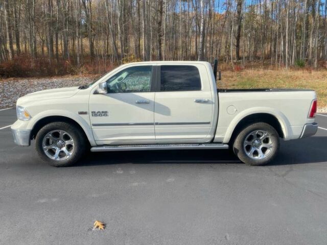 Білий Ram 1500, об'ємом двигуна 5.7 л та пробігом 34 тис. км за 9400 $, фото 2 на Automoto.ua