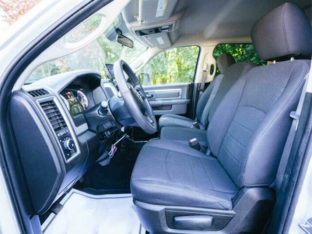 Белый Ram 1500, объемом двигателя 5.7 л и пробегом 32 тыс. км за 9400 $, фото 8 на Automoto.ua