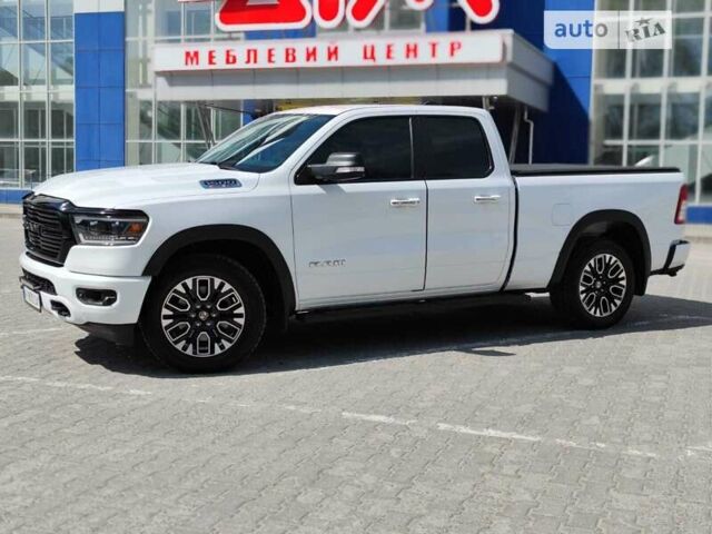 Білий Ram 1500, об'ємом двигуна 5.7 л та пробігом 67 тис. км за 35800 $, фото 2 на Automoto.ua