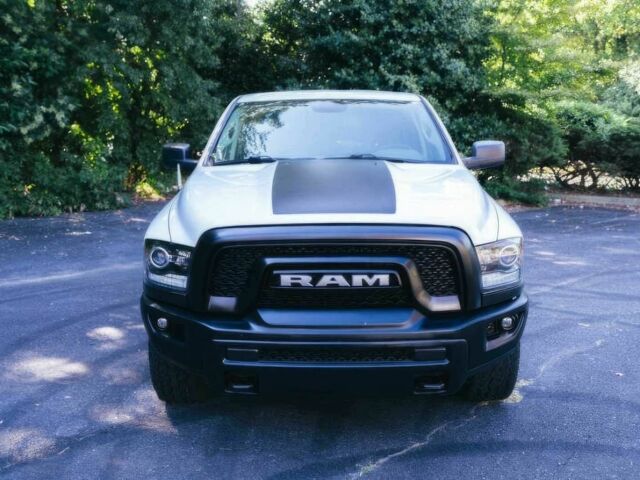 Белый Ram 1500, объемом двигателя 5.7 л и пробегом 32 тыс. км за 9400 $, фото 1 на Automoto.ua