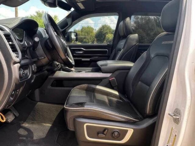 Белый Ram 1500, объемом двигателя 5.7 л и пробегом 35 тыс. км за 9700 $, фото 8 на Automoto.ua