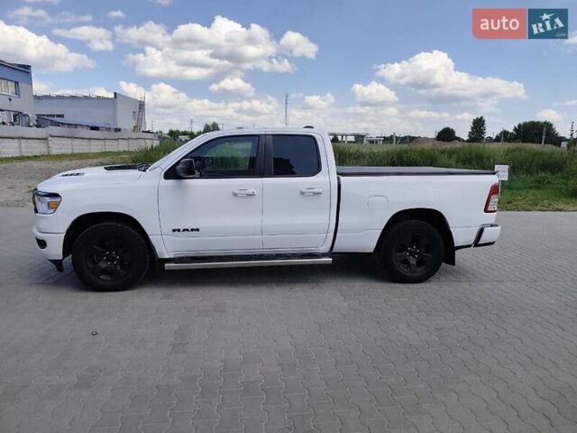 Ram 1500 2020 у Києві на Automoto.ua Білий Ram 1500, об'ємом двигуна 5.65 л та пробігом 190 тис. км за 39900 $, фото 4 на Automoto.ua