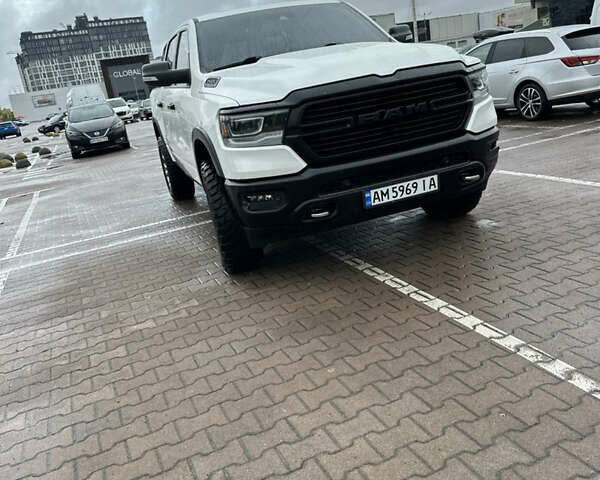 Белый Ram 1500, объемом двигателя 2.99 л и пробегом 122 тыс. км за 70000 $, фото 2 на Automoto.ua