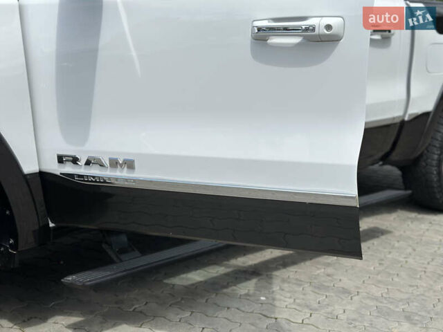 Білий Ram 1500, об'ємом двигуна 2.99 л та пробігом 93 тис. км за 71000 $, фото 17 на Automoto.ua