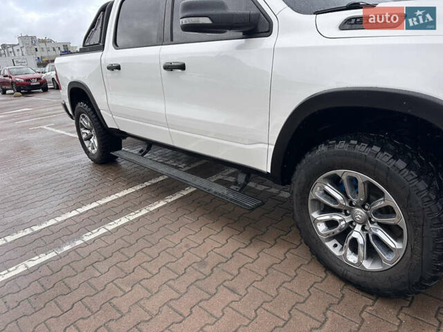 Белый Ram 1500, объемом двигателя 2.99 л и пробегом 122 тыс. км за 70000 $, фото 10 на Automoto.ua