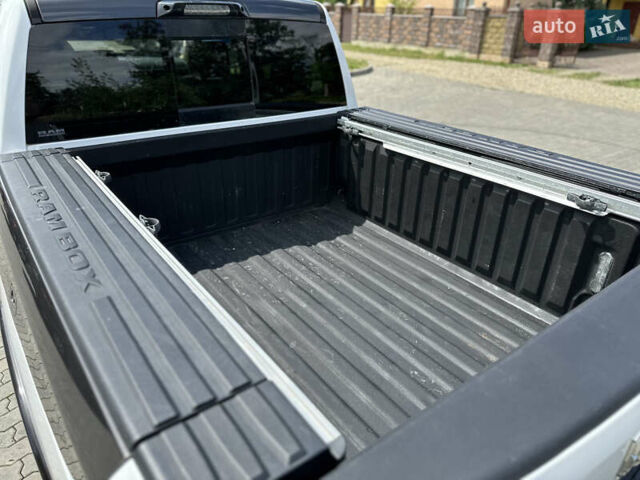 Білий Ram 1500, об'ємом двигуна 2.99 л та пробігом 93 тис. км за 71000 $, фото 23 на Automoto.ua