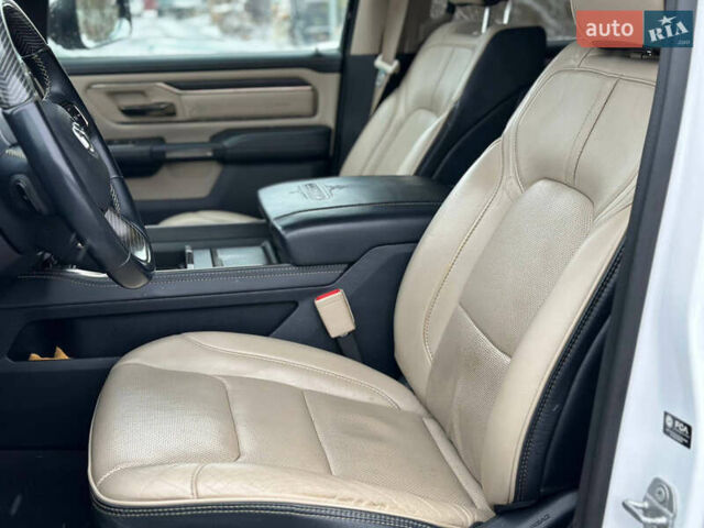 Білий Ram 1500, об'ємом двигуна 2.99 л та пробігом 94 тис. км за 57500 $, фото 26 на Automoto.ua