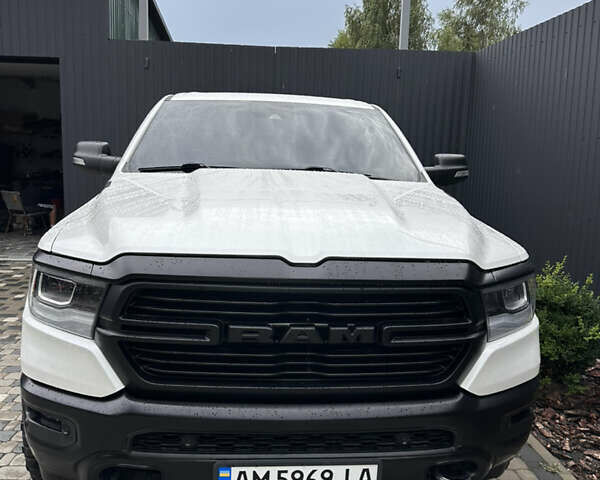 Белый Ram 1500, объемом двигателя 2.99 л и пробегом 122 тыс. км за 70000 $, фото 20 на Automoto.ua