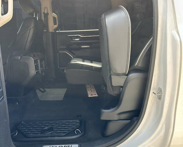 Белый Ram 1500, объемом двигателя 2.99 л и пробегом 122 тыс. км за 70000 $, фото 30 на Automoto.ua