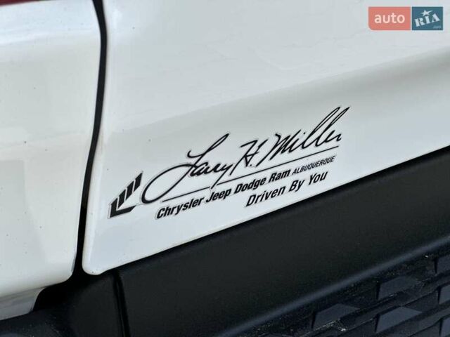 Белый Ram 1500, объемом двигателя 2.99 л и пробегом 93 тыс. км за 63000 $, фото 13 на Automoto.ua