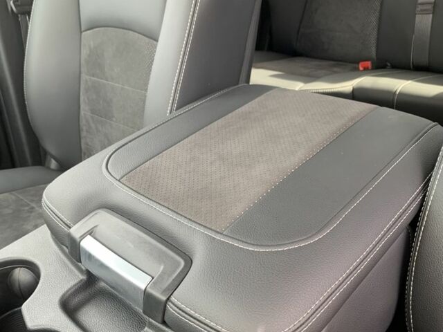 Белый Ram 1500, объемом двигателя 3.6 л и пробегом 52 тыс. км за 33333 $, фото 15 на Automoto.ua